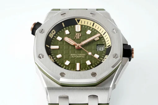 Audemars Piguet Royal Oak Offshore Diver 15720ST 42mm Green Dial - VIP Version