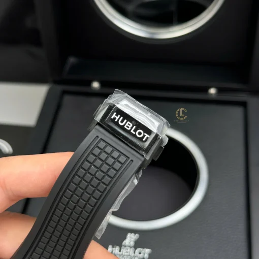 Hublot Square Bang Unico 821.CI.0170.RX 821CI0170RX 42mm Black Dial Ceramic - VIP Version