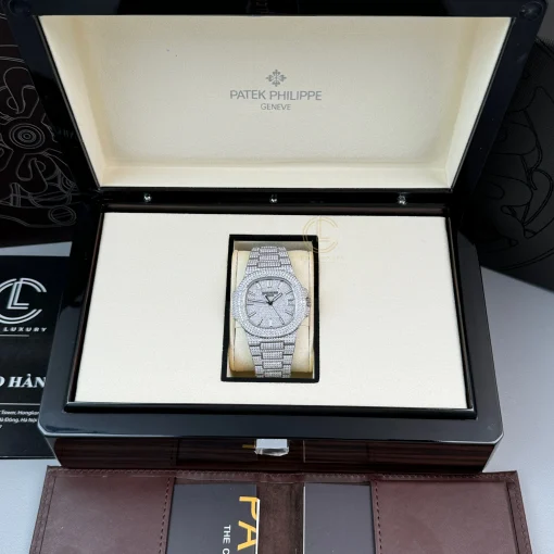 Patek Philippe Nautilus 5711 40mm Up Full 3000pcs Moissanite Pave - VIP Version