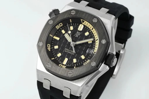 Royal Oak Offshore Diver 15720CN.OO.A002CA.01