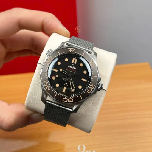 Seamaster Diver 300M 007 Edition 210.90.42.20.01.001 42mm Titanium - VIP Version