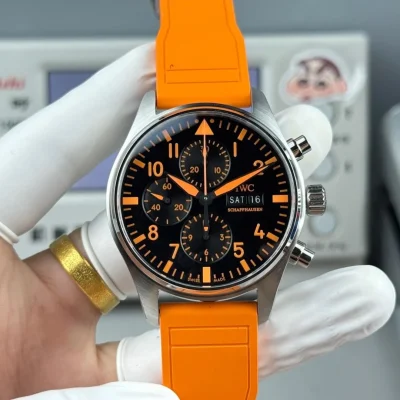 IWC For man Size: 41mm 7750 movement Sapphire glass 4 years warranty Brand box with documentation Express shipping